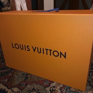 Authentic Louis Vuitton XL Gift Box